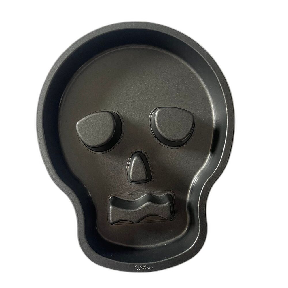 Wilton SKULL CAKE PAN non-stick Mold Halloween goth skeleton Day of the Dead NEW